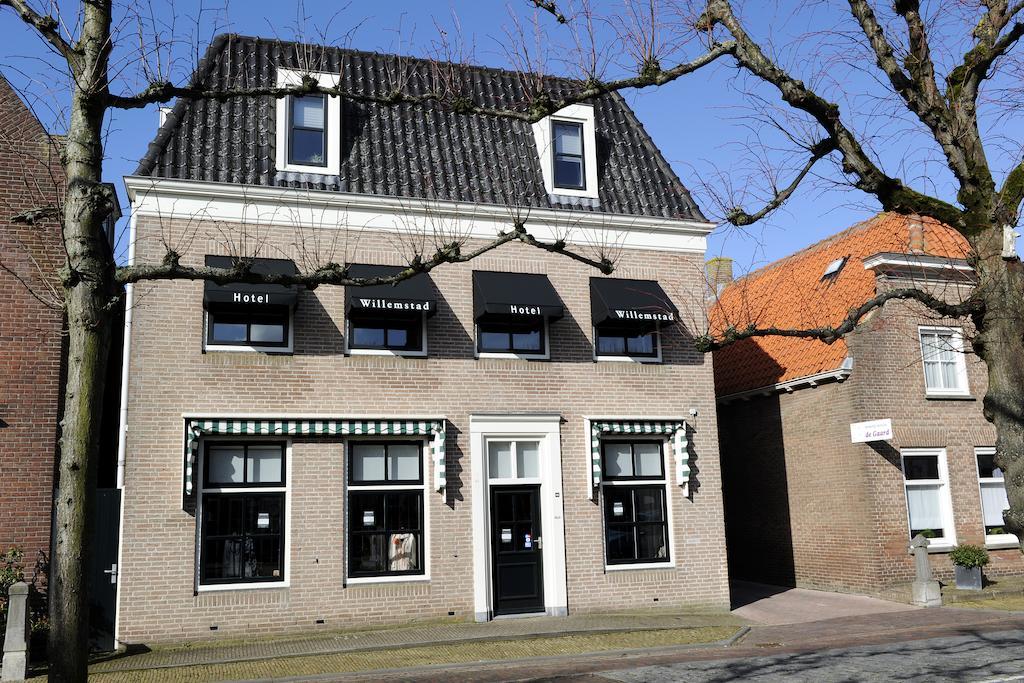 Orange Rembrandt Studio Apartments Willemstad Exterior photo