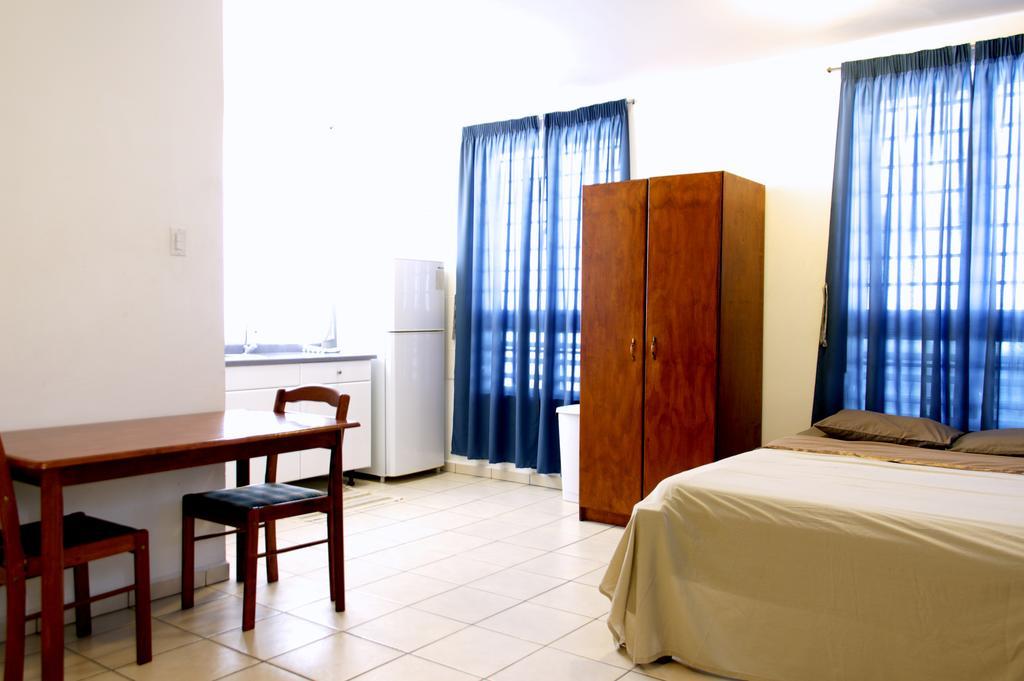 Orange Rembrandt Studio Apartments Willemstad Exterior photo